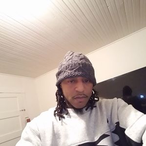 Meet your Posher, Cedric